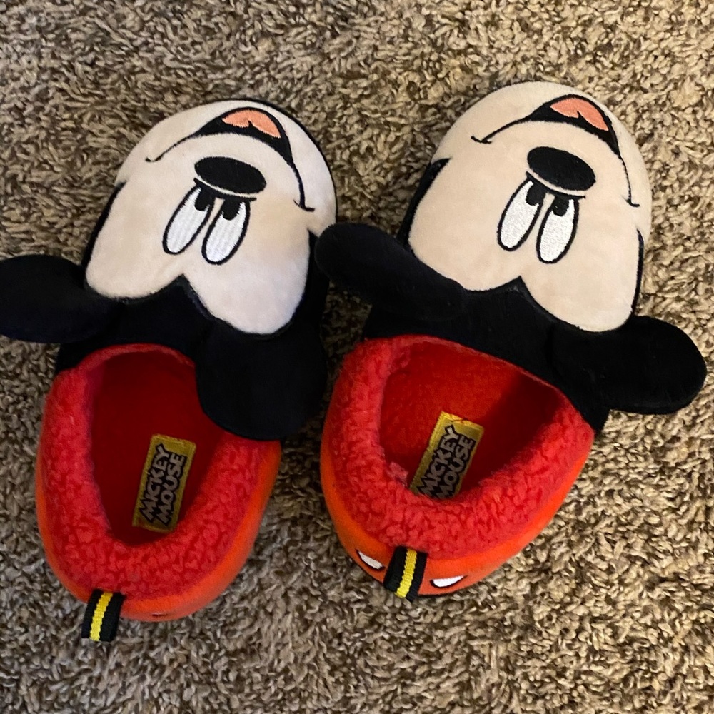 Boy slippers